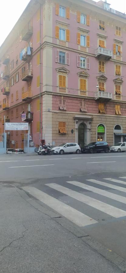 Appartamento In Centro جنوة المظهر الخارجي الصورة